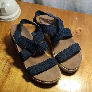 Martha Stewart Sketchers Arch Fit Size 7